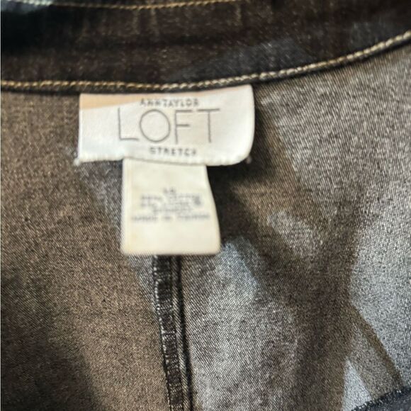 Ann Taylor Loft Zip Up Triangle Collar Jean Jacket Women's Size 14 - Picture 2 of 8